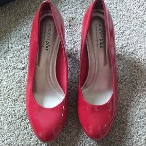 Red Heels, brand new! Size 11